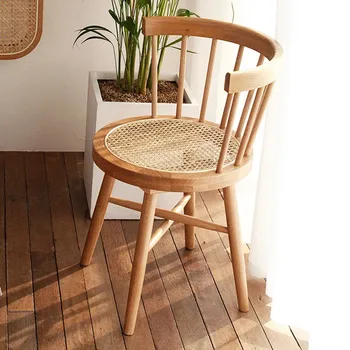 Изделие может быть изготовлено по индивидуальному заказу.Обеденный стул из цельного дерева со спинкой из ротанга, одноместный табурет для отдыха, современный бытовой
